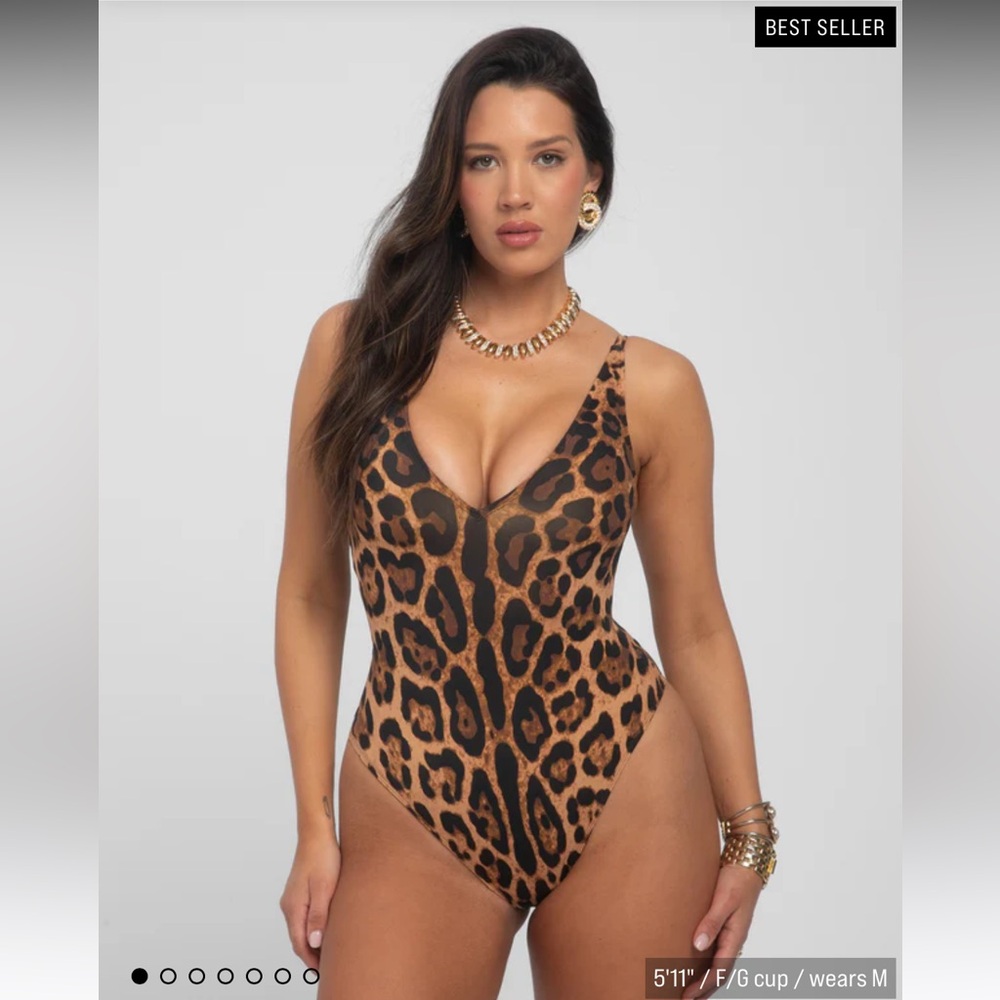 NWT! TA3 Brazilian Plungey. Leopard Print, Size Large. $178
